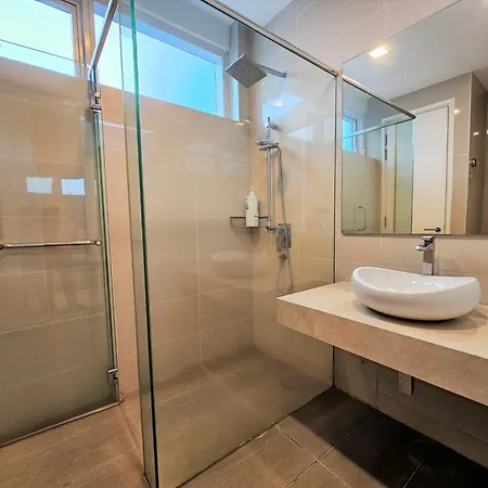 Klcc Binjai 8 Premium Soho Apartment By Sarah'S Lodge Kuala Lumpur Luaran gambar