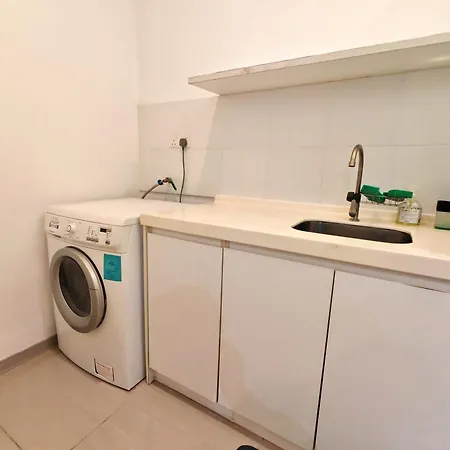 Klcc Binjai 8 Premium Soho Apartment By Sarah'S Lodge Kuala Lumpur Luaran gambar
